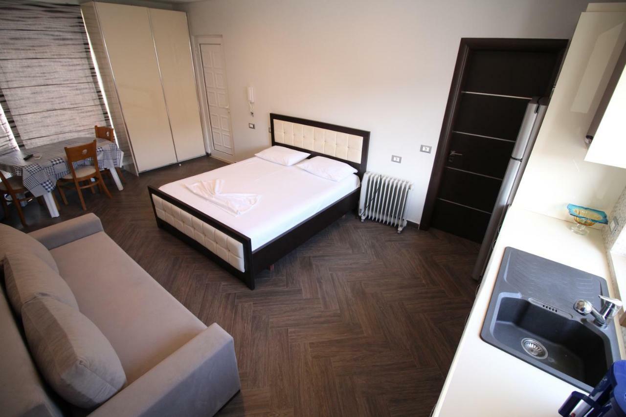 Apartments & Studios Ardian-Mandi Sarande-Albania 외부 사진